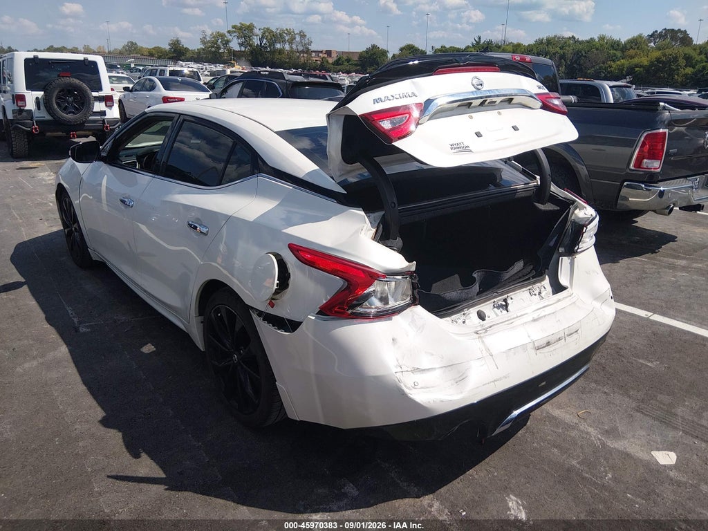 2017 Nissan Maxima 3.5 SR photo 3