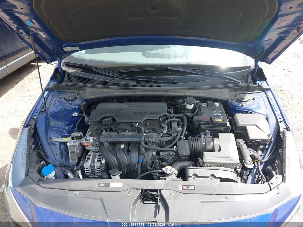 2023 Hyundai Elantra SEL photo 10