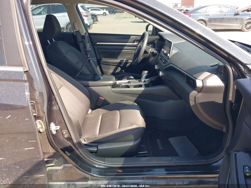 2021 Nissan Altima SV Intelligent AWD photo 5