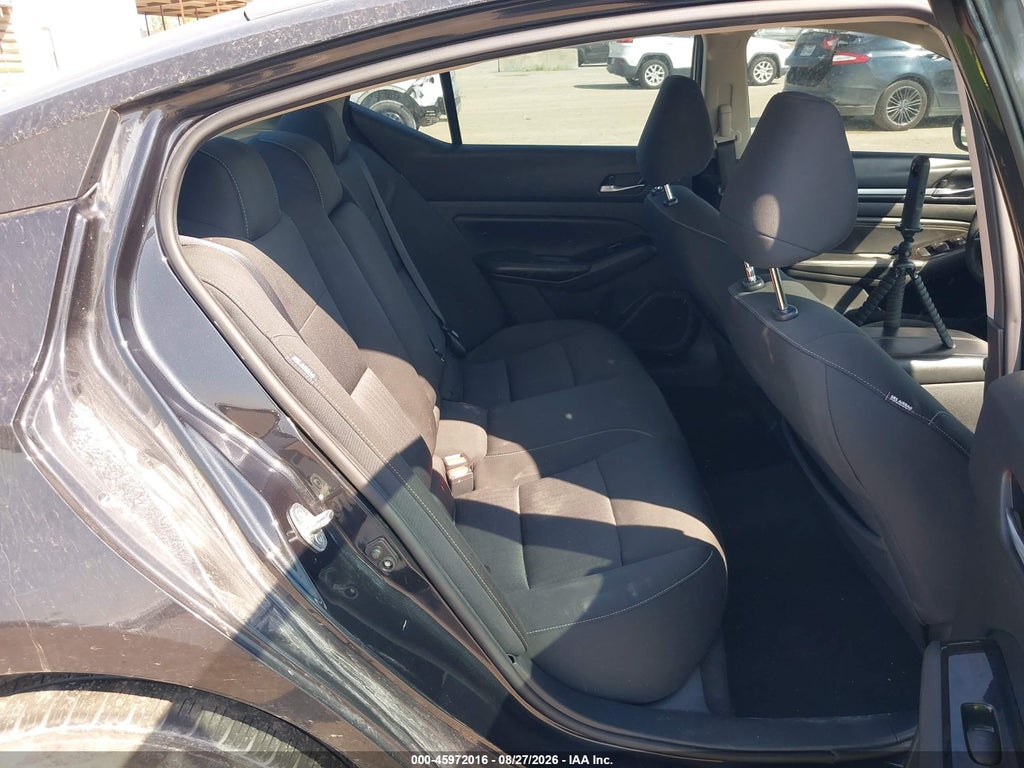 2021 Nissan Altima SV Intelligent AWD photo 8
