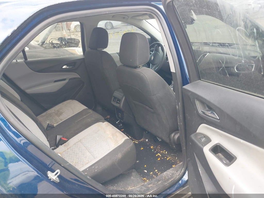 2022 Chevrolet Equinox FWD LS photo 8