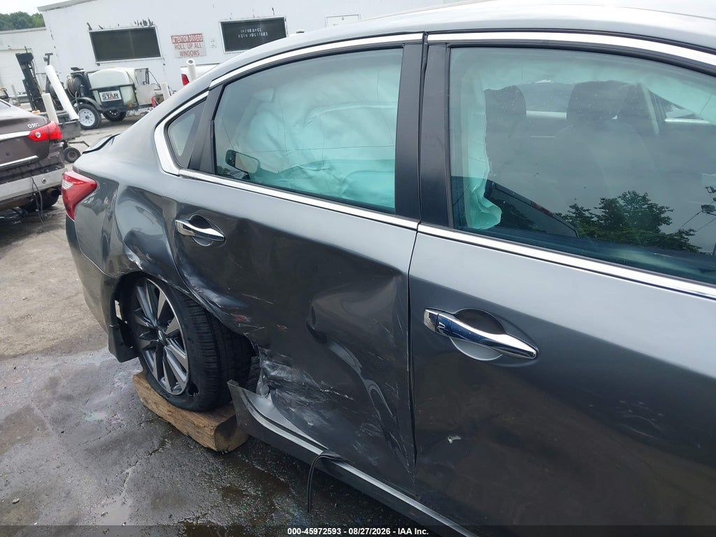 2016 Nissan Altima 2.5 SV photo 6