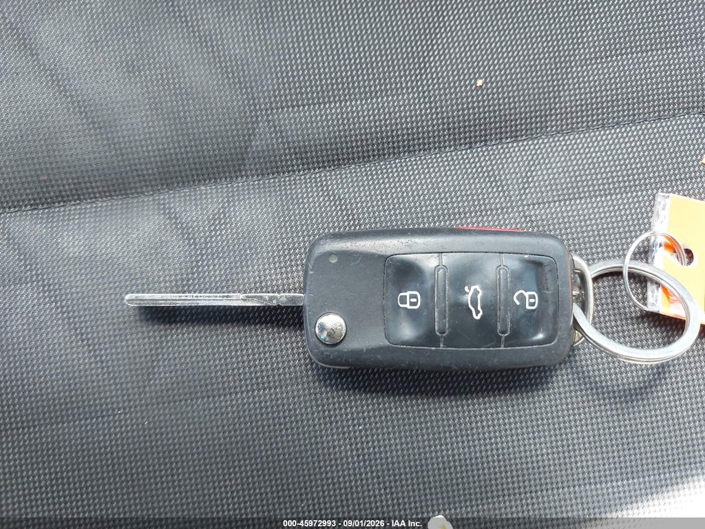 2020 Volkswagen Passat 2.0T S photo 11