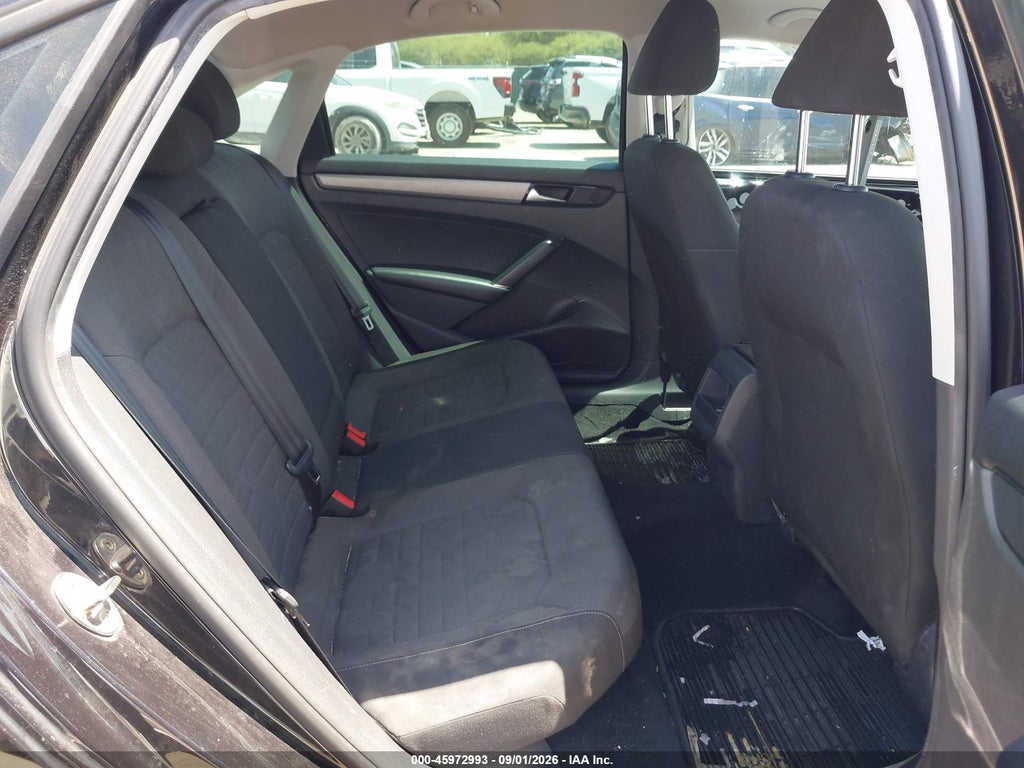 2020 Volkswagen Passat 2.0T S photo 8