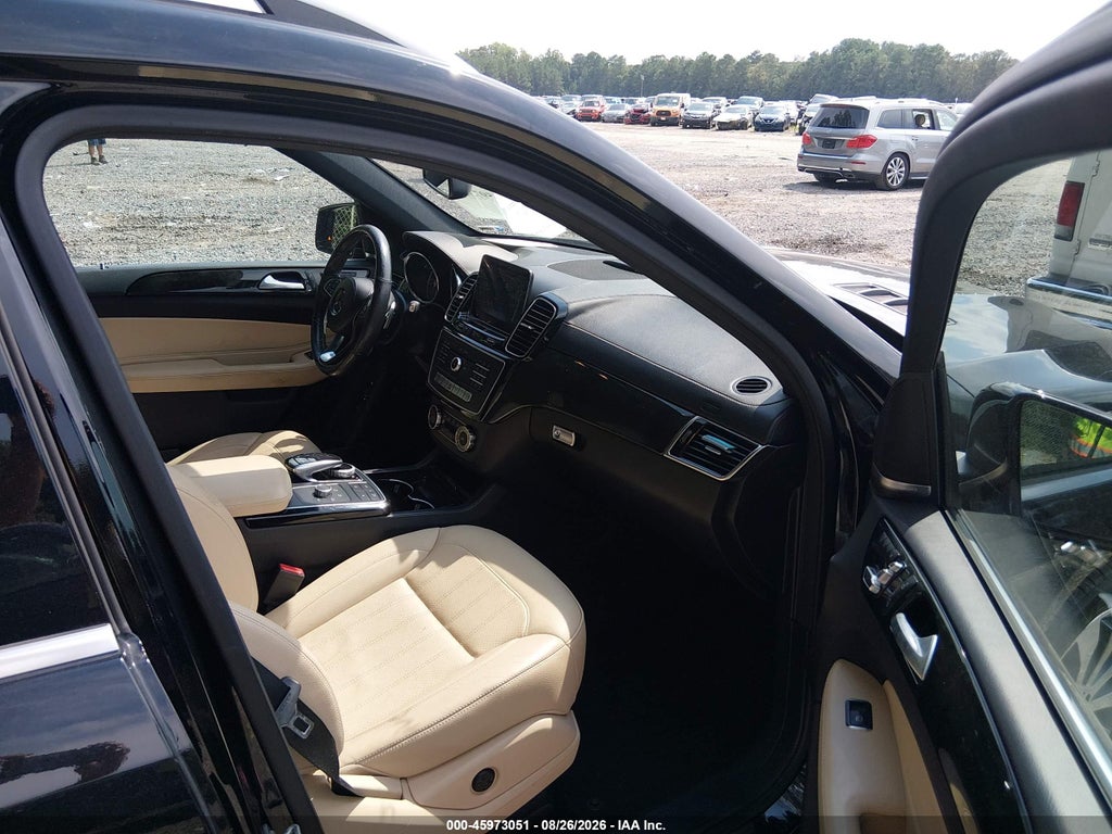 2018 Mercedes-Benz GLS 450 4MATIC photo 5