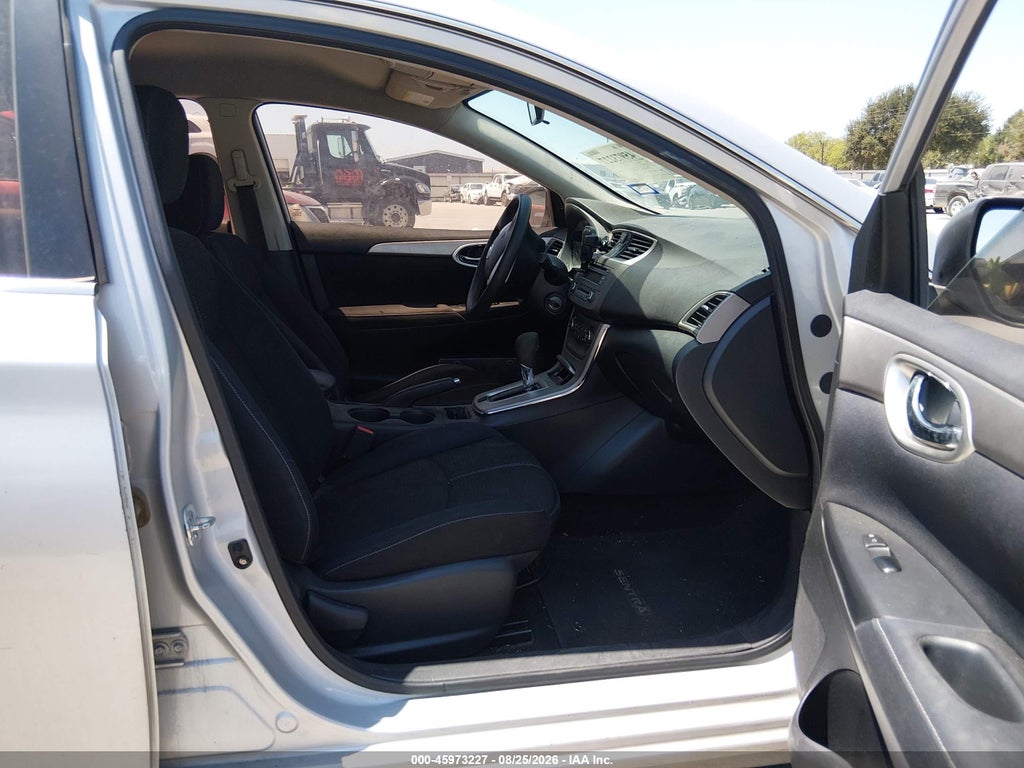 2014 Nissan Sentra S photo 5