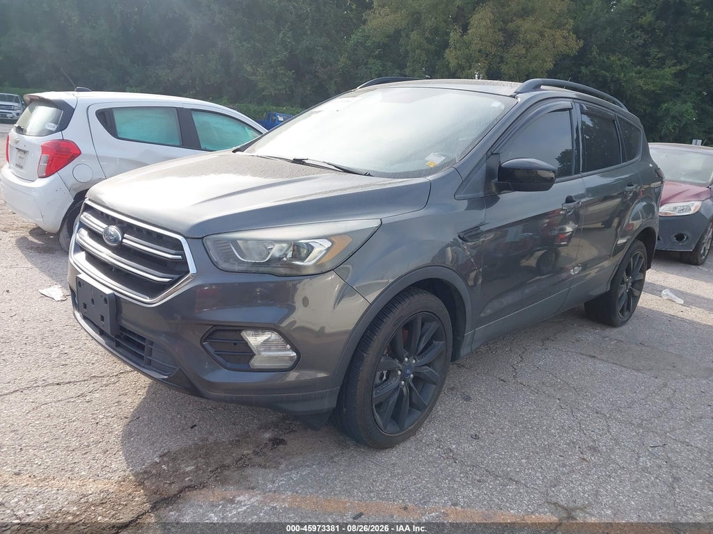 2017 Ford Escape SE photo 2