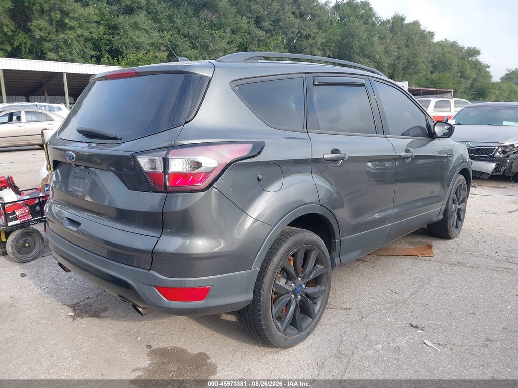 2017 Ford Escape SE photo 4