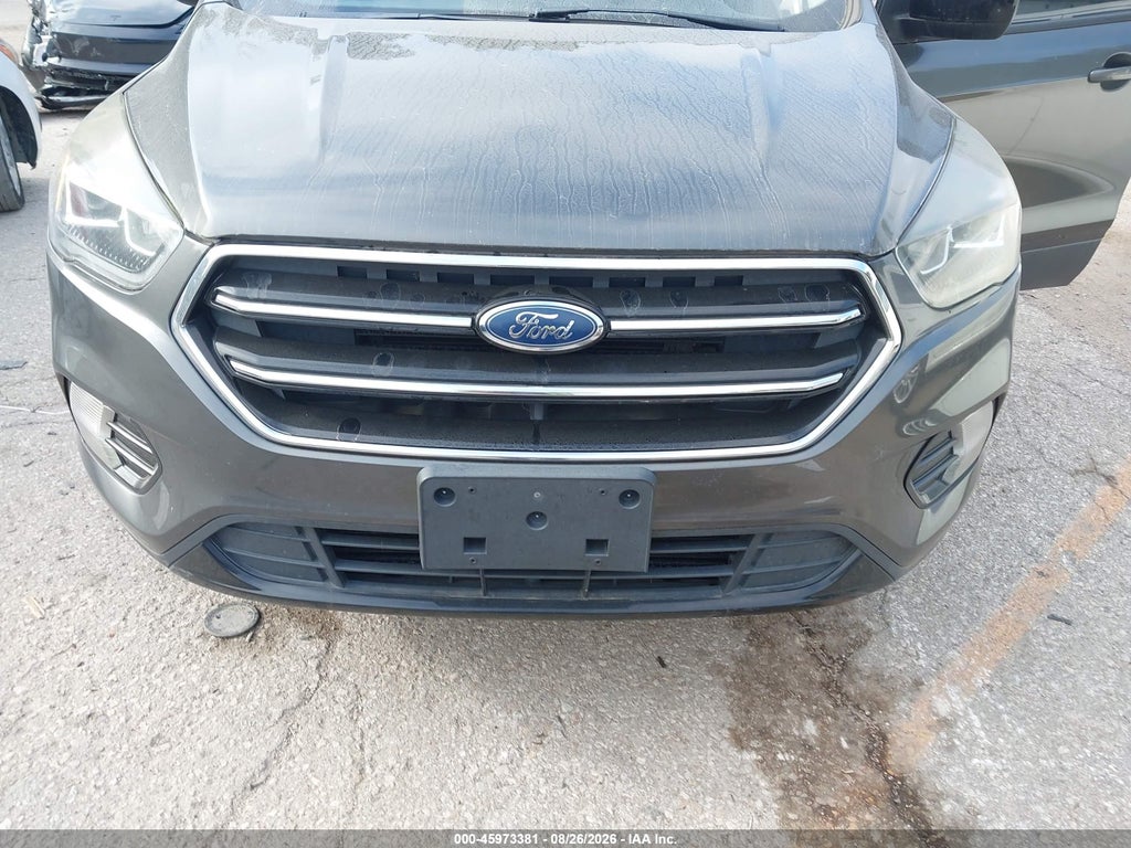 2017 Ford Escape SE photo 6