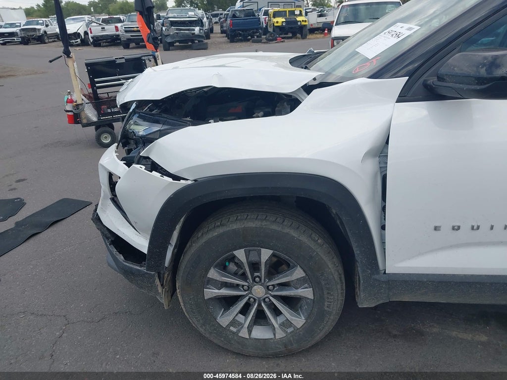 2025 Chevrolet Equinox AWD LT photo 6