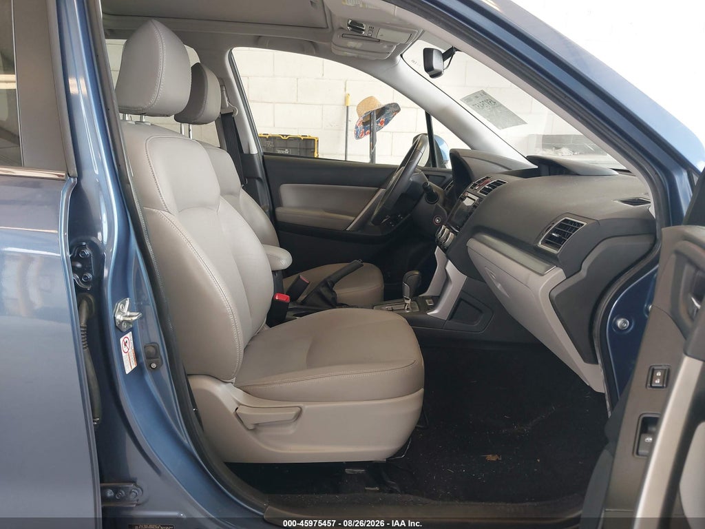 2016 Subaru Forester 2.5I Limited photo 5