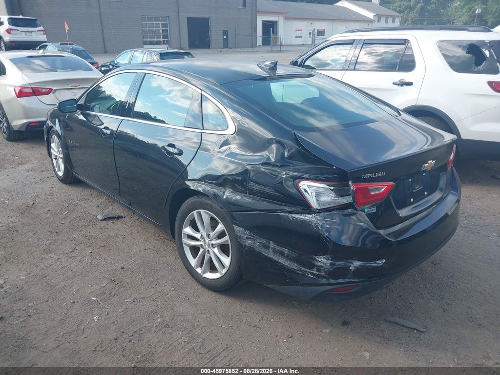 2016 Chevrolet Malibu 1LT photo 3