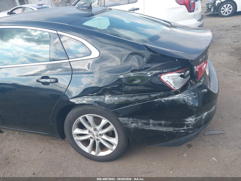 2016 Chevrolet Malibu 1LT photo 6