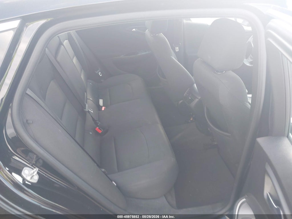 2016 Chevrolet Malibu 1LT photo 8