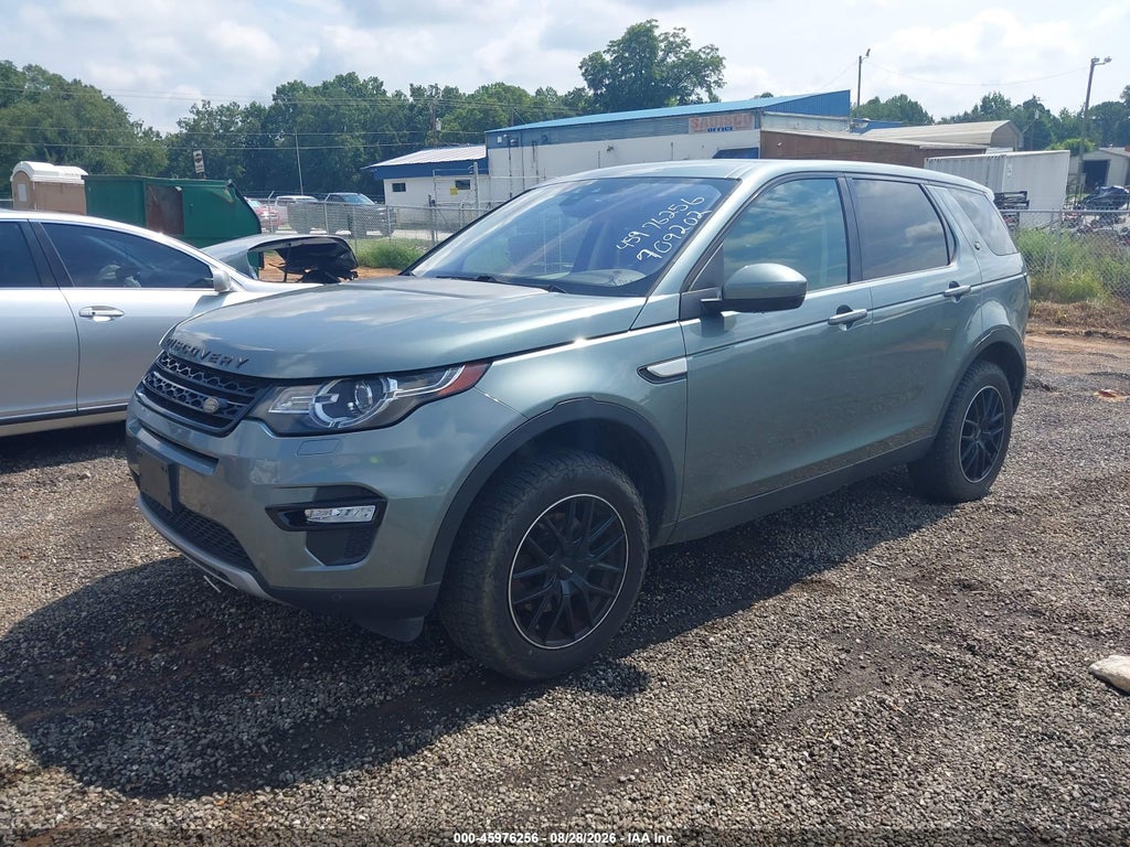 2017 Land Rover Discovery Sport HSE photo 2