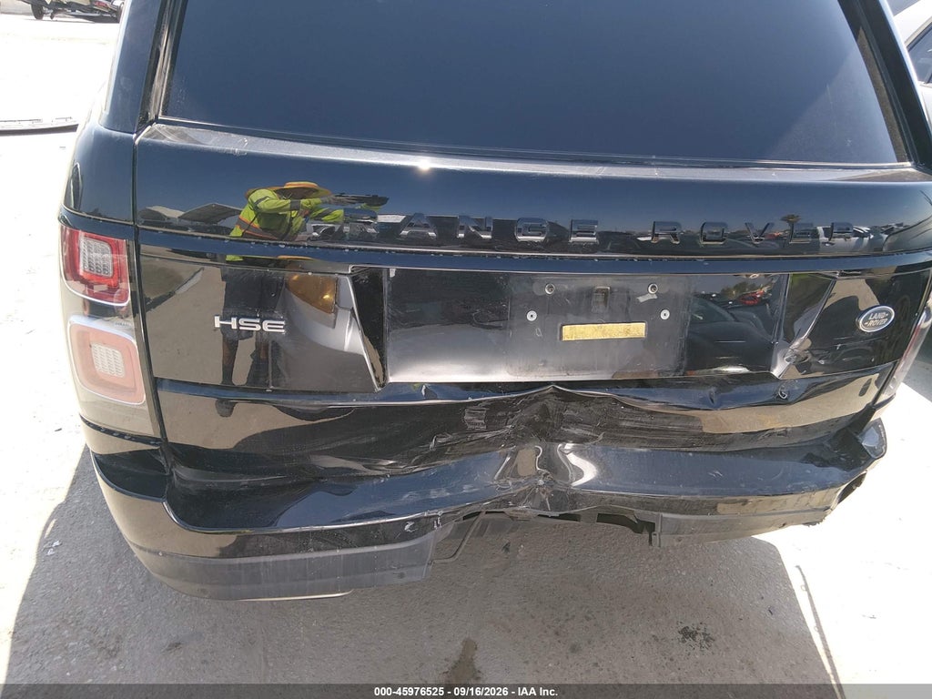 2019 Land Rover Range Rover 3.0L V6 Supercharged HSE photo 6