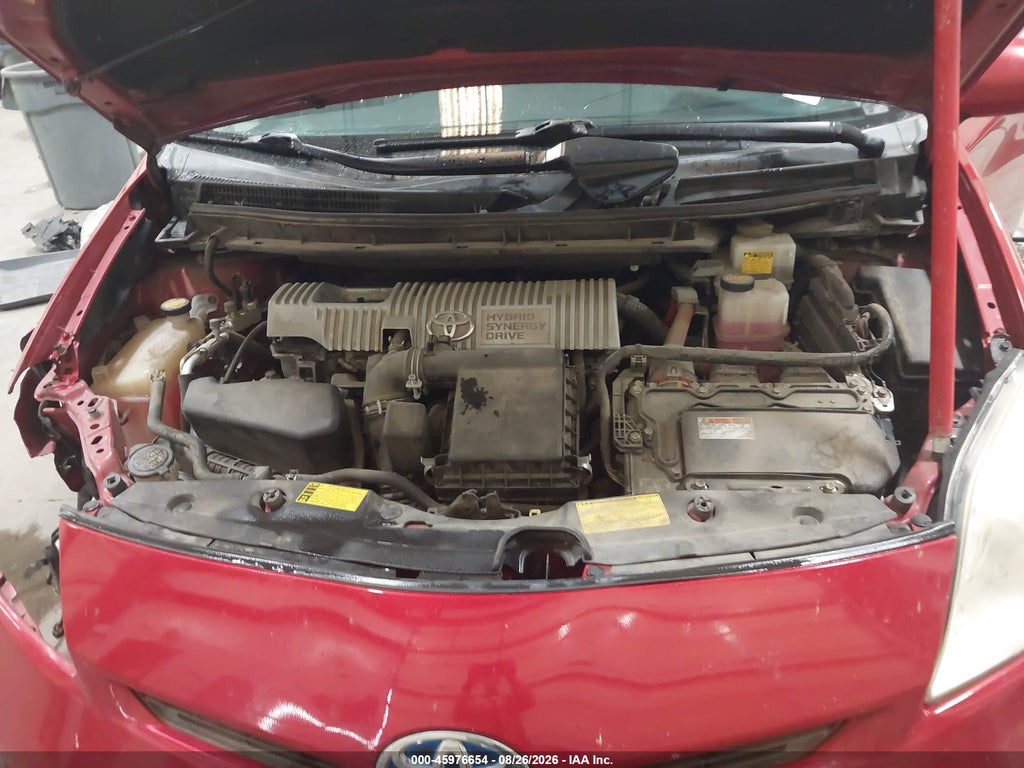 2013 Toyota Prius Three photo 10