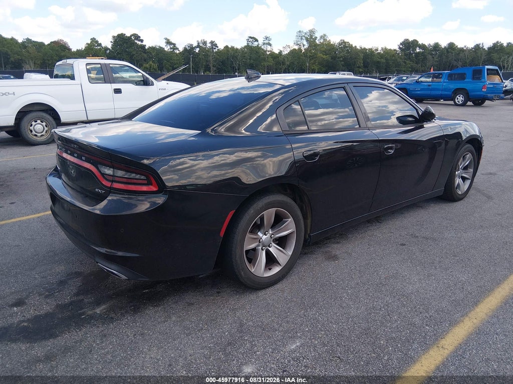 2018 Dodge Charger SXT Plus RWD photo 4