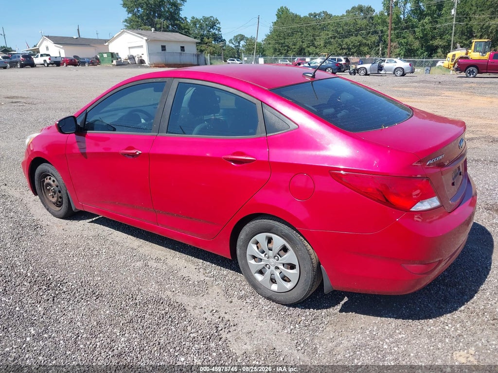 2016 Hyundai Accent SE photo 3