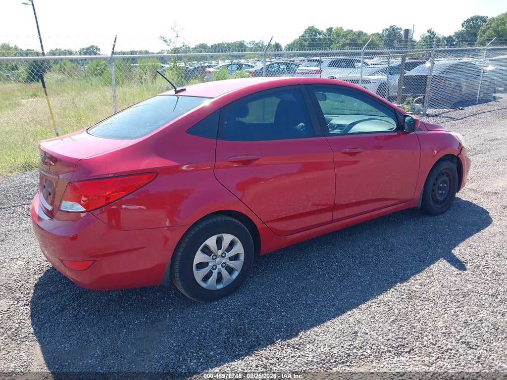 2016 Hyundai Accent SE photo 4