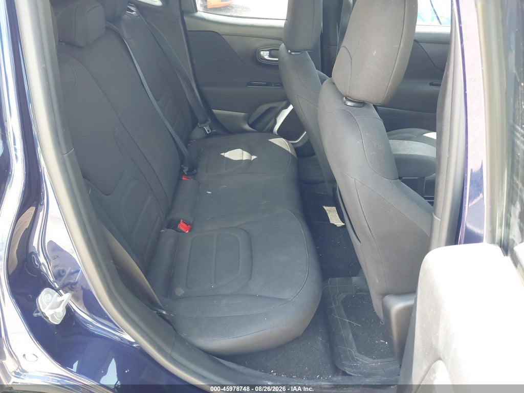 2018 Jeep Renegade Latitude 4X4 photo 8