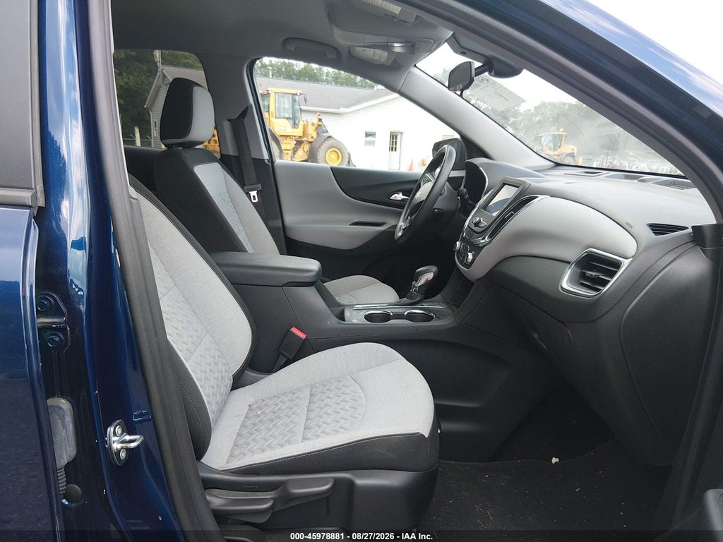 2022 Chevrolet Equinox FWD LS photo 5