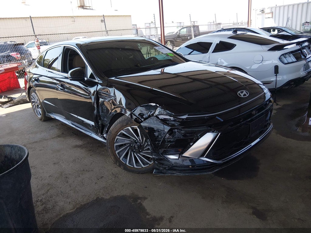 HYUNDAI SONATA HYBRID 2025