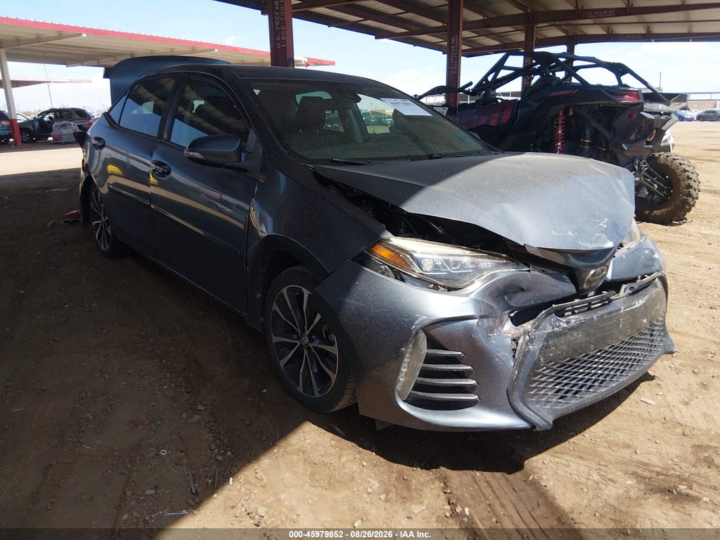 2017 Toyota Corolla SE photo 1