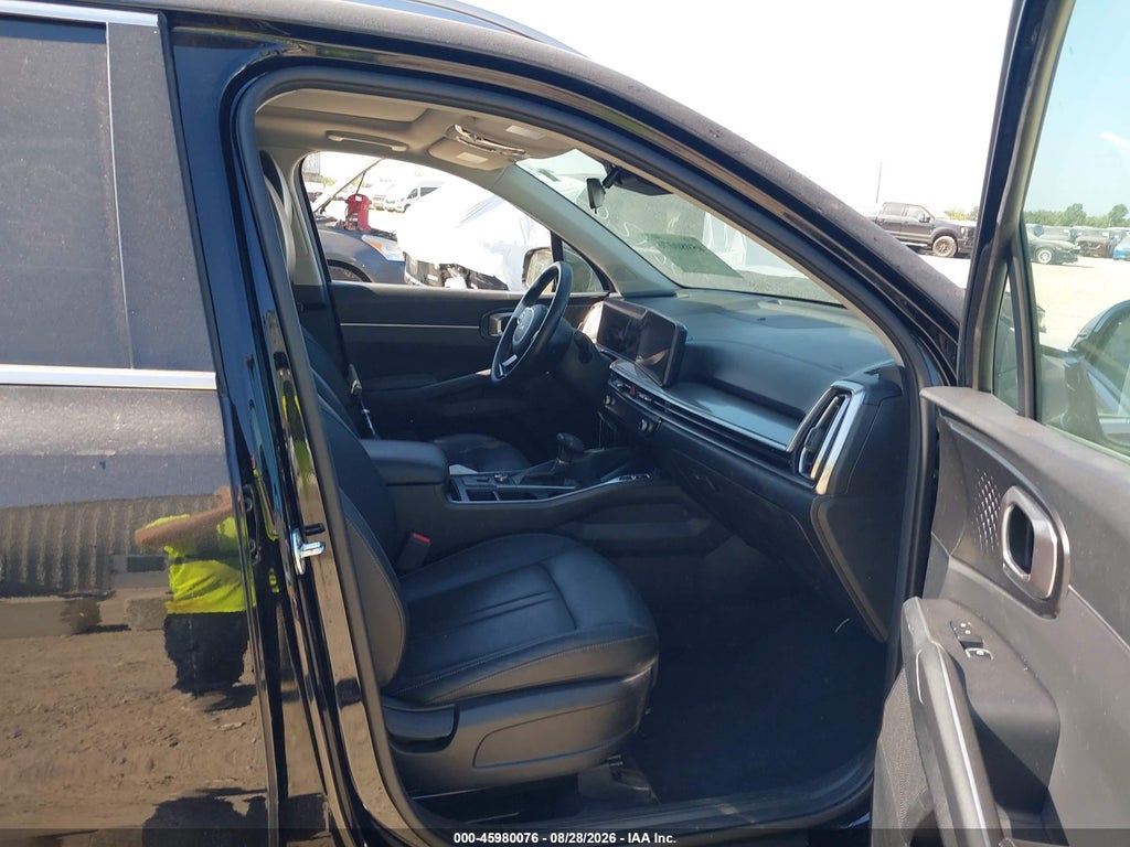 2025 Kia Sorento S photo 5