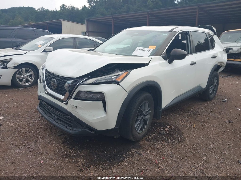 2021 Nissan Rogue S FWD photo 2