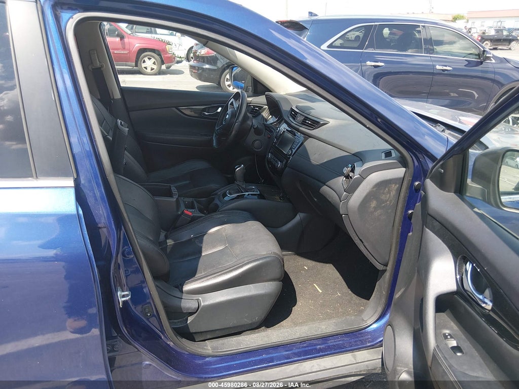 2018 Nissan Rogue SL photo 5