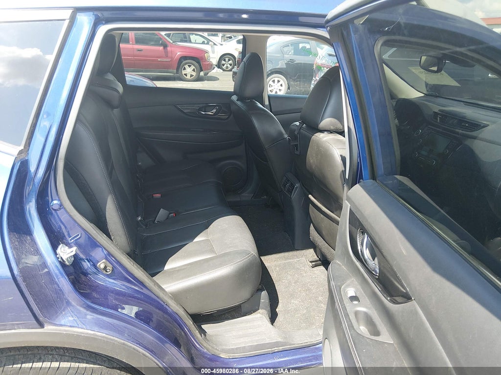 2018 Nissan Rogue SL photo 8