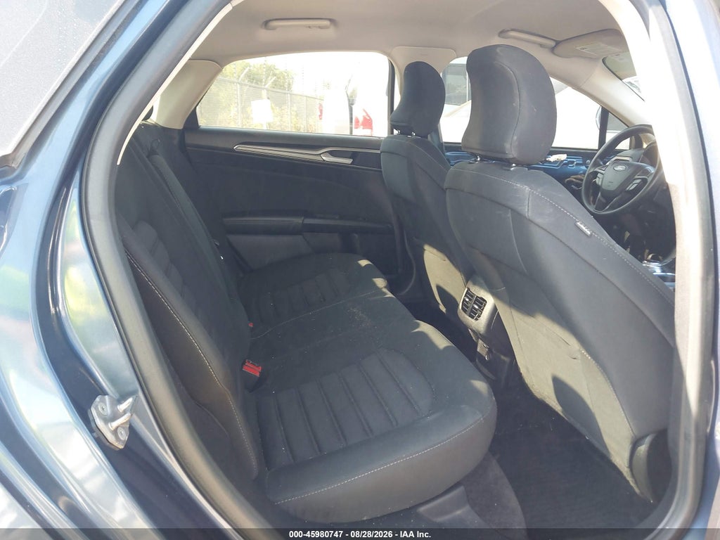 2018 Ford Fusion SE photo 8