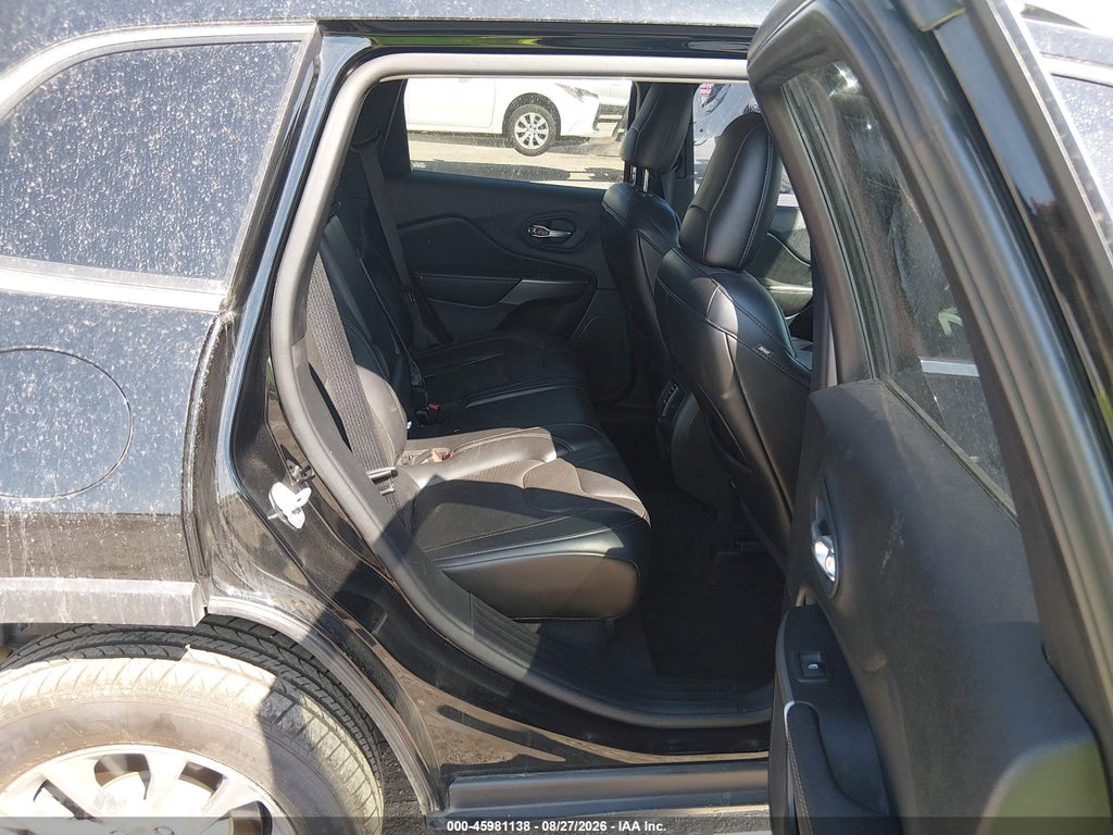 2021 Jeep Cherokee Latitude LUX FWD photo 8