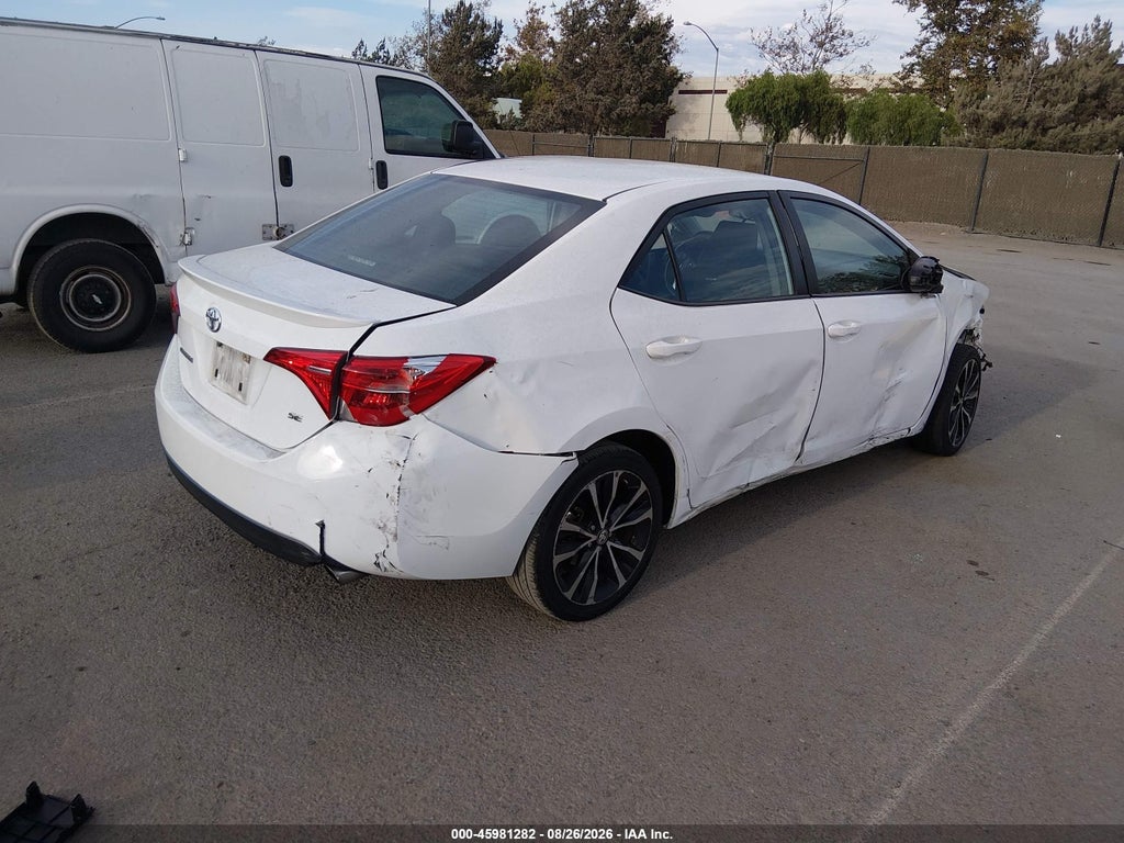 2018 Toyota Corolla SE photo 4