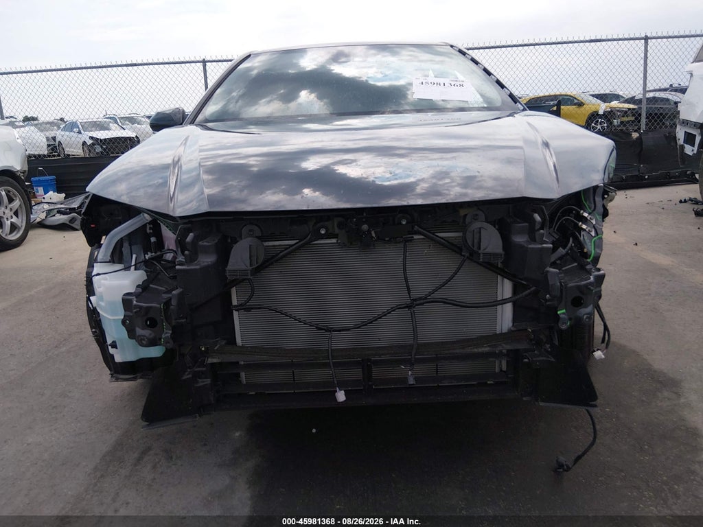 2026 Toyota Camry SE photo 6
