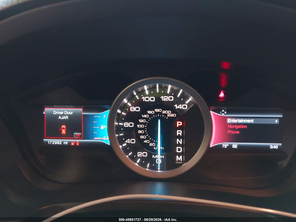 2014 Ford Explorer XLT photo 7