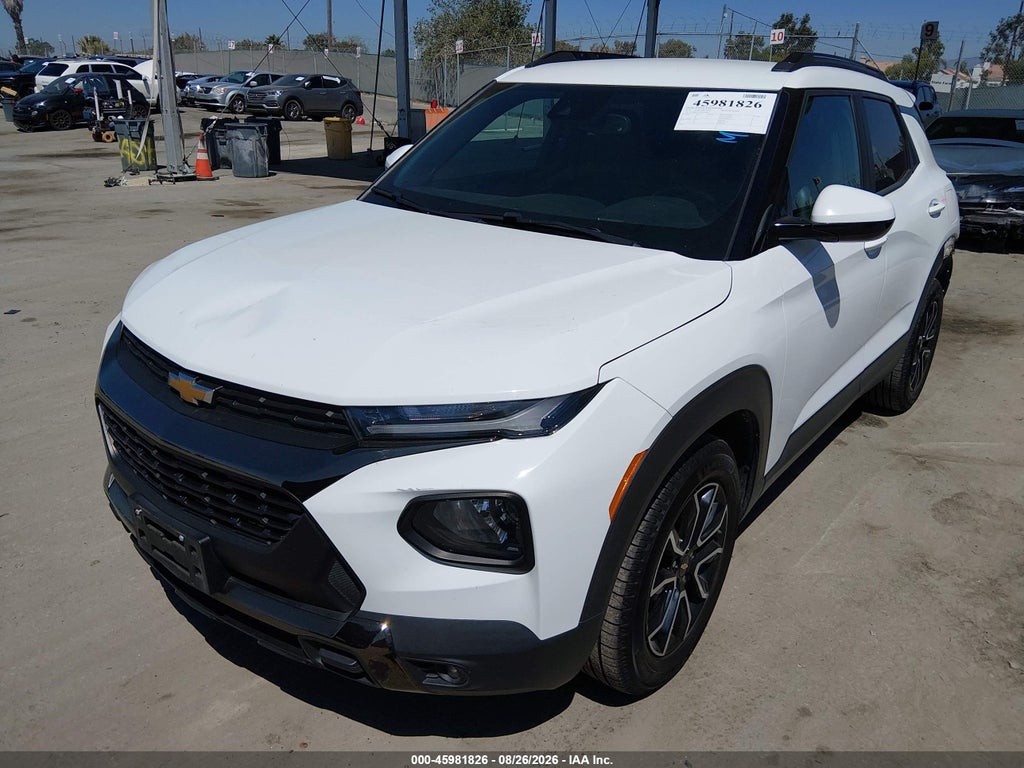2023 Chevrolet Trailblazer FWD Activ photo 2