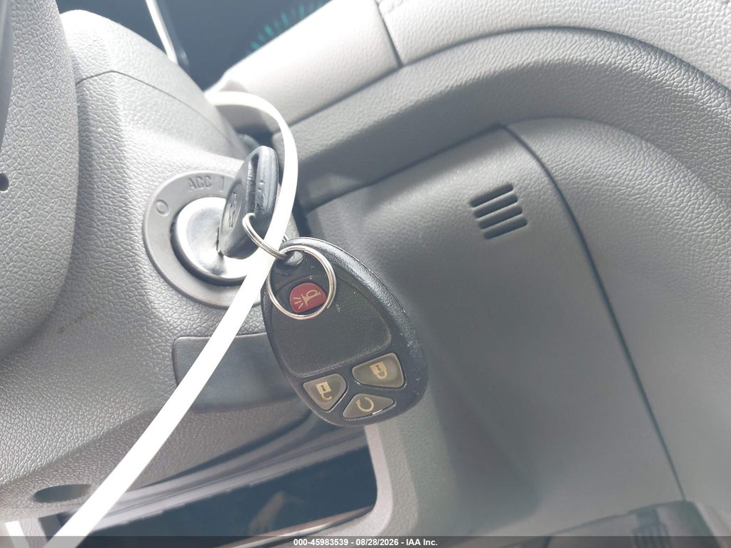 2016 Chevrolet Traverse 1LT photo 11