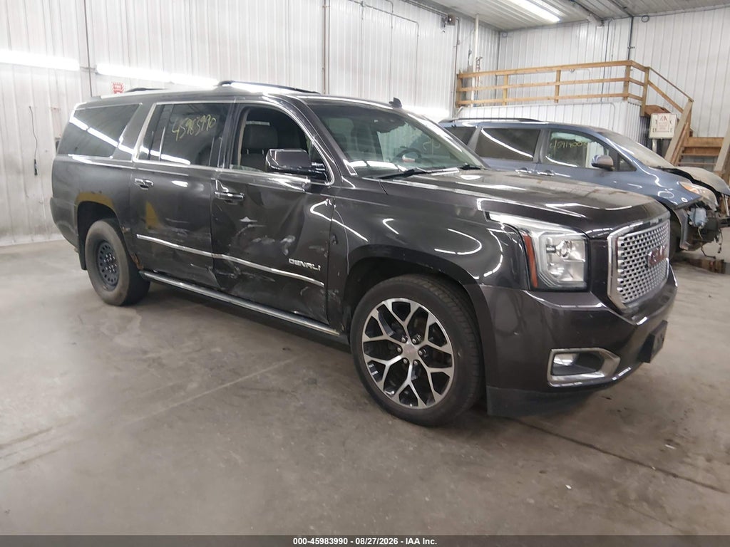 2015 GMC Yukon XL 1500 Denali photo 1