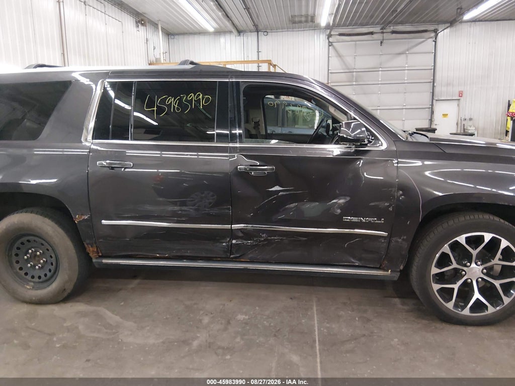 2015 GMC Yukon XL 1500 Denali photo 6