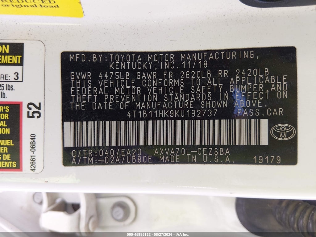 2019 Toyota Camry SE photo 9
