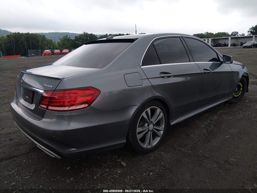 2016 Mercedes-Benz E 350 4MATIC photo 4
