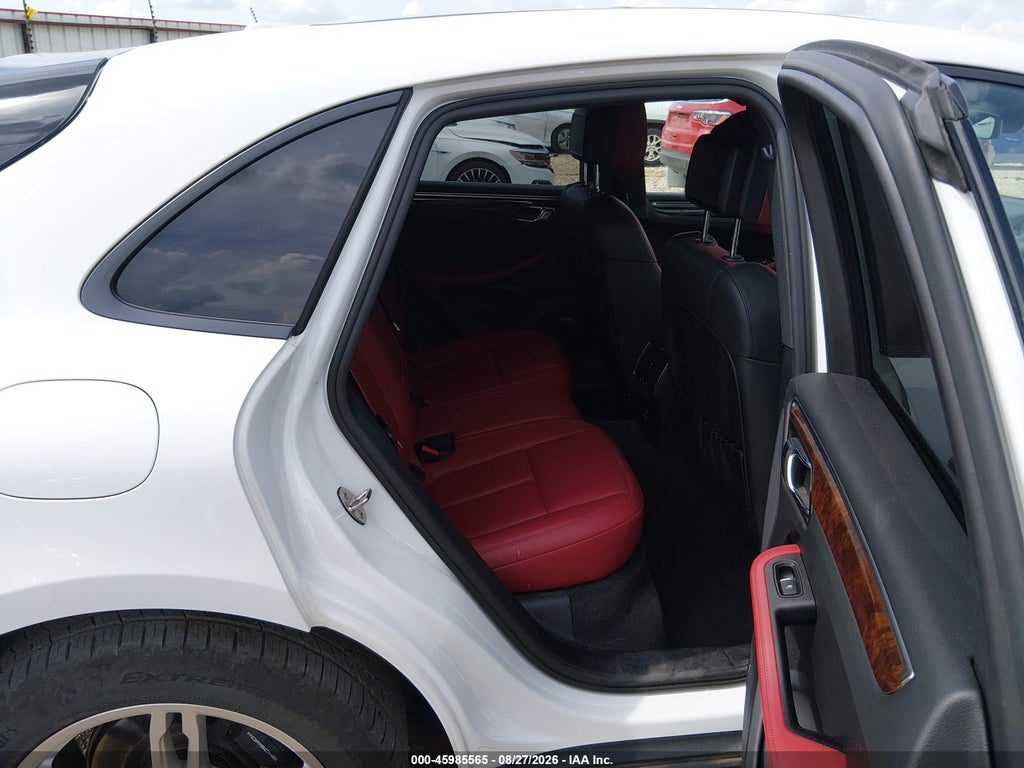 2022 Porsche Macan photo 8