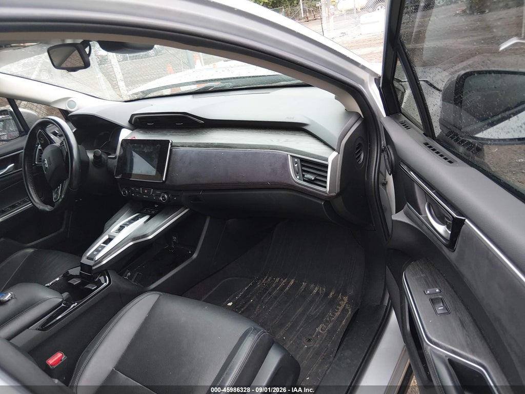 2018 Honda Clarity Plug-IN Hybrid Touring photo 5