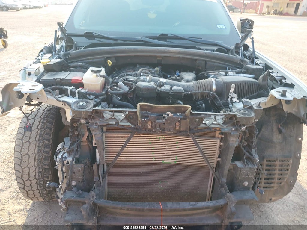 2023 Jeep Grand Cherokee L Laredo 4X4 photo 6