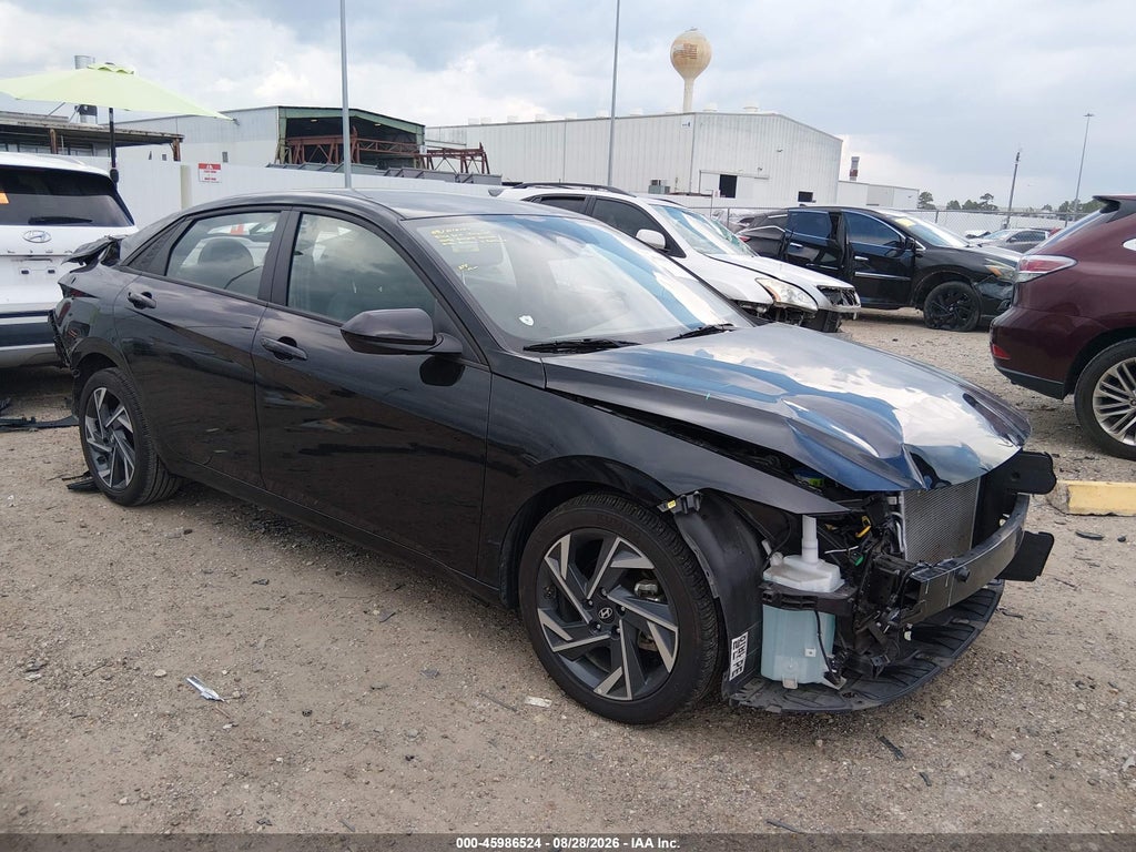 HYUNDAI ELANTRA 2025