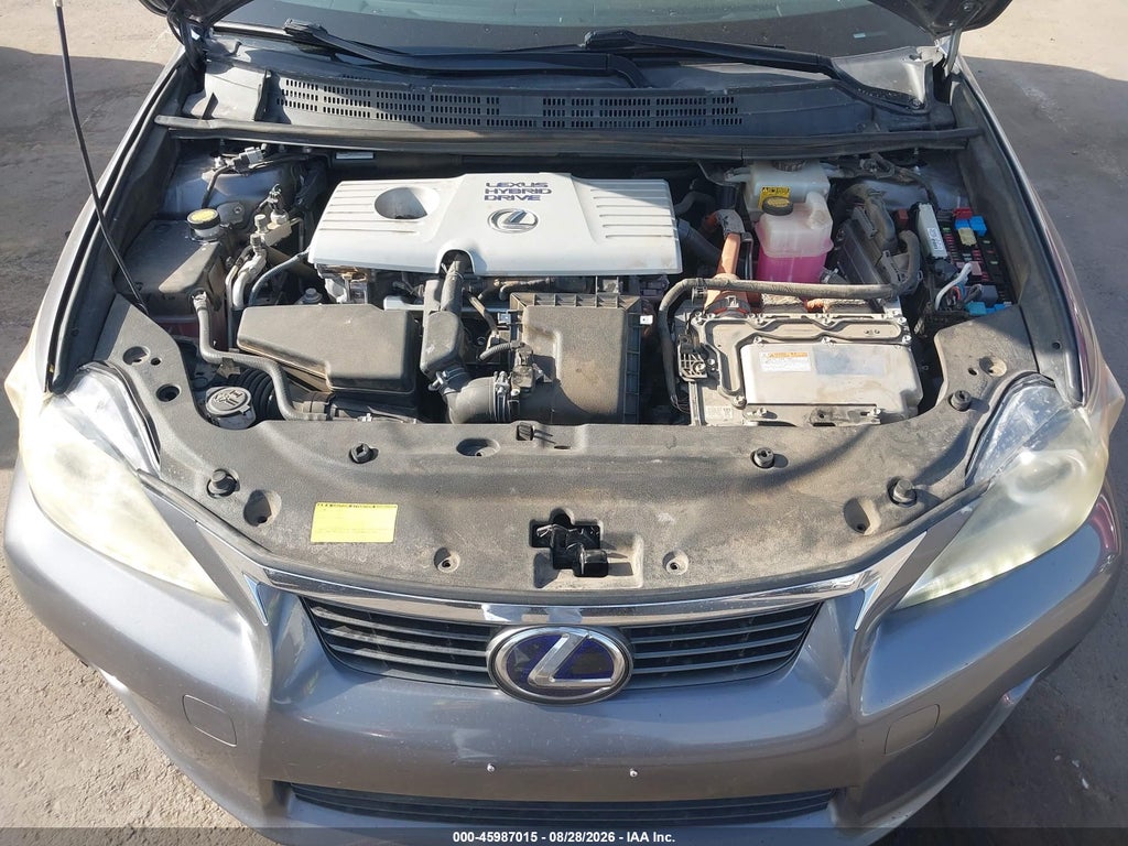 2013 Lexus CT 200H photo 10