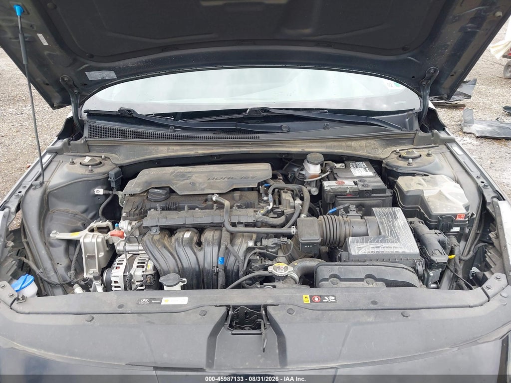 2023 Hyundai Elantra SEL photo 10