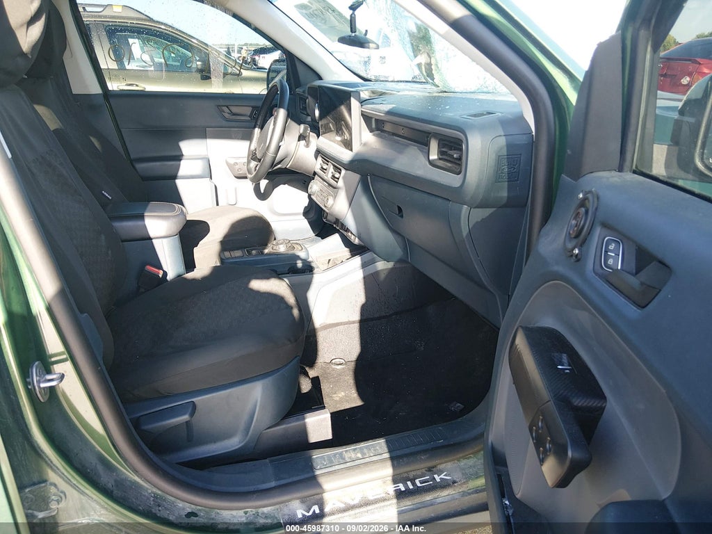 2025 Ford Maverick Lariat photo 5